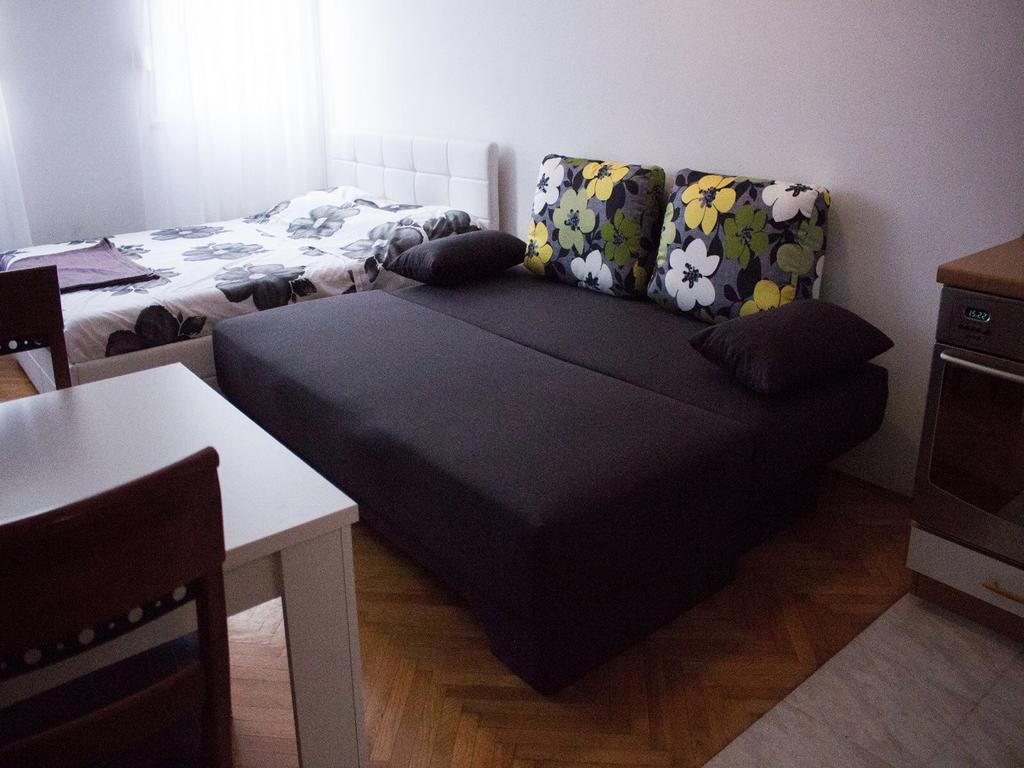 Studio Apartment Zen سبليت المظهر الخارجي الصورة
